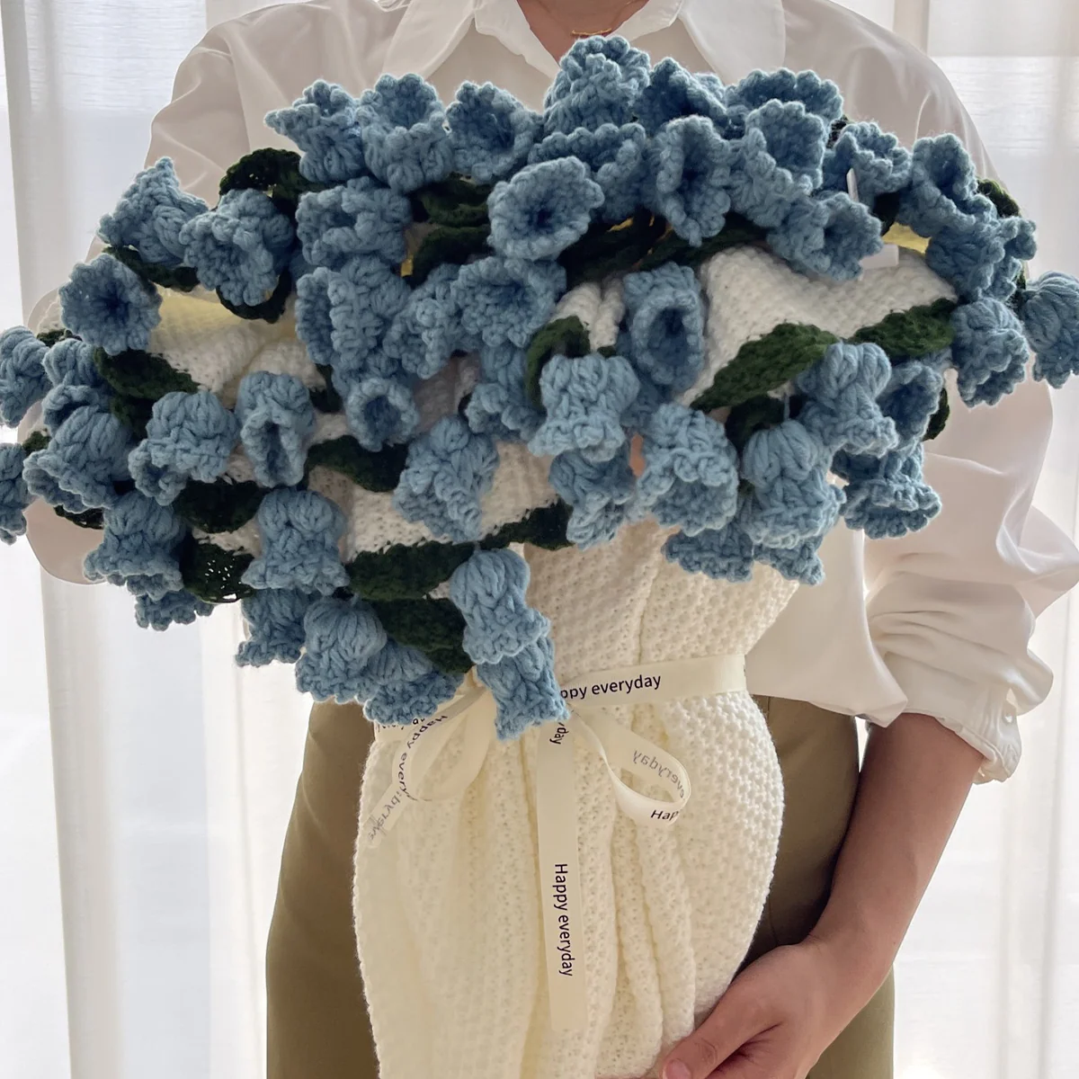Bloomie Bouquet Blanket - Image 8