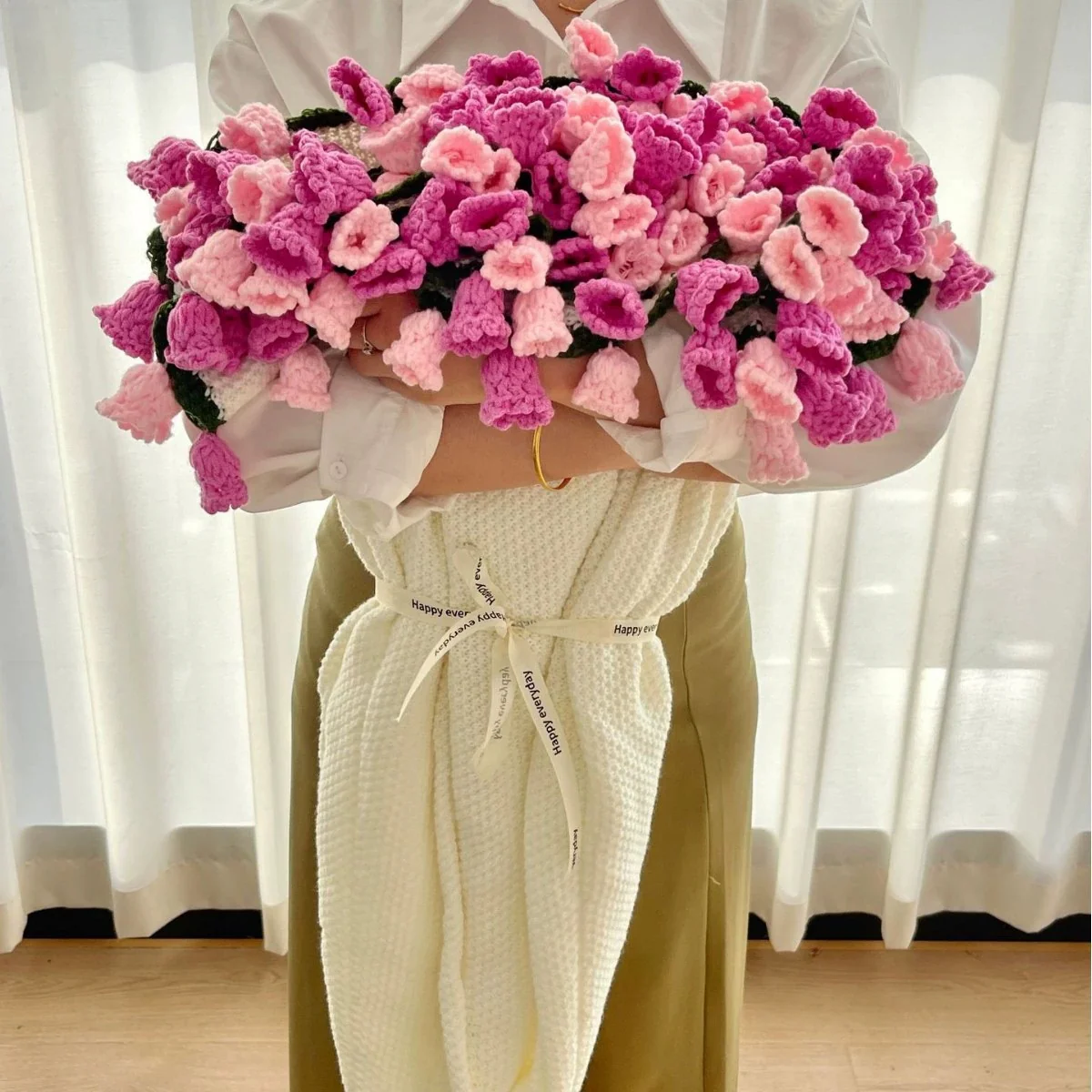 Bloomie Garden Bouquet Blanket - Image 3