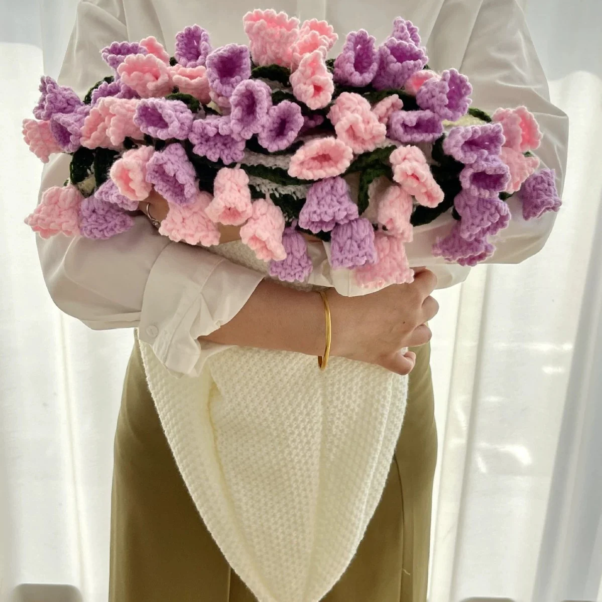 Bloomie Garden Bouquet Blanket - Image 5
